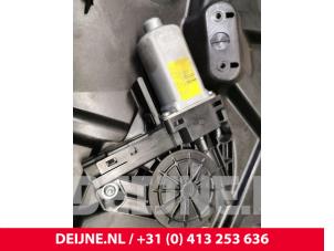 Volvo S60 Ruitmechaniek 4Deurs links-voor O86322 foto 3