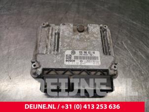 Volkswagen Golf Engine management computer O86495 photo 2