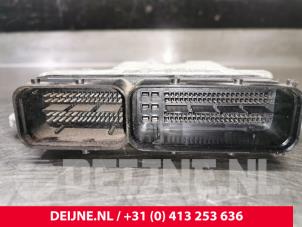 Volkswagen Golf Engine management computer O86495 photo 4