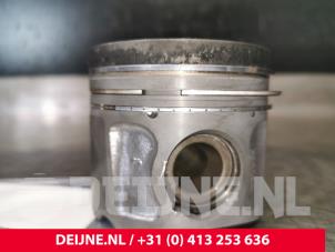 Peugeot Boxer Zuiger O86533 foto 2