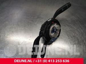 Mercedes C-Klasse Steering column stalk O86697 photo 3