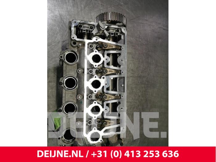 Peugeot Expert Cylinder head O86730