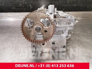 Peugeot Expert Cilinderkop O86730 foto 2