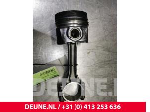 Gebruikte Zuiger Volkswagen Caddy Prijs € 121,00 Inclusief btw aangeboden door van Deijne Onderdelen Uden B.V.