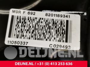 Renault Trafic Distributiedeksel O86812 foto 2