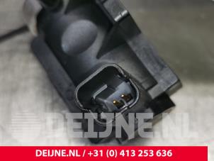 Volvo V40 Turbodrukregelaar O86830 foto 2
