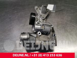 Volvo V50 Dynamosteun boven O86884 foto 4