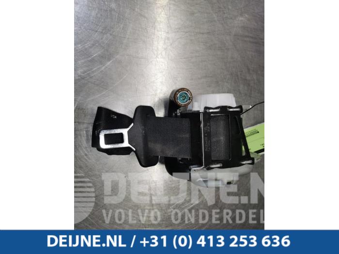 Mercedes C-Klasse Rear seatbelt, right O86999