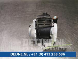 Mercedes C-Klasse Rear seatbelt, right O86999 photo 3