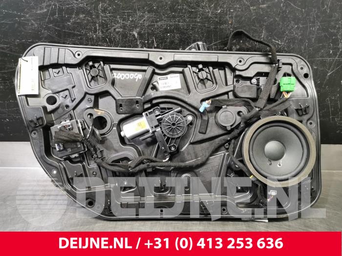 Volvo V40 Ruitmechaniek 4Deurs links-voor O87221