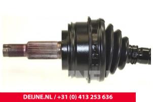 Renault Master Front drive shaft, right O9990001194 photo 2