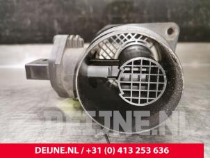 Volkswagen Transporter Luftmassenmesser O87458 foto 2