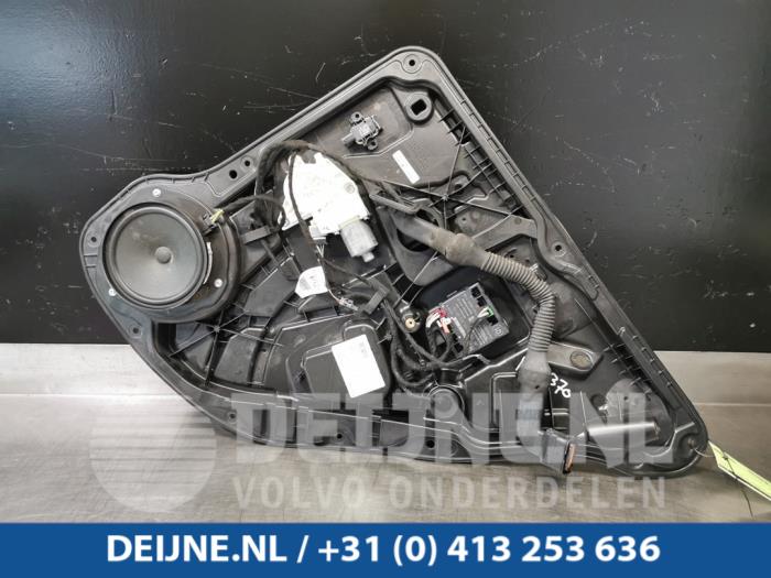 Mercedes ML-Klasse Rear door window mechanism 4-door, right O87647