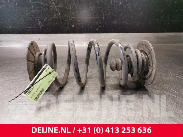 Mercedes Vito Rear coil spring O87726