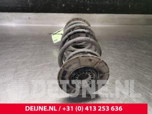 Mercedes Vito Schraubenfeder hinten O87726 foto 2