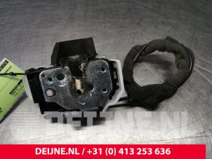 Fiat Doblo Sliding door lock mechanism, right O87778 photo 3