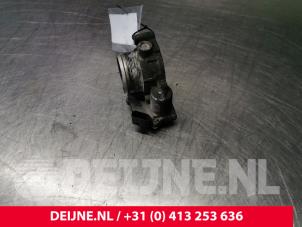 Volkswagen Transporter Throttle body O88015 photo 3