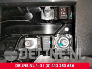 Volvo XC40 Fuse box O88176 photo 2