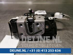 Mercedes SLK-Klasse 11- Türschlossmechanik 2-türig links O88189 foto 3