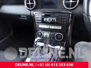 Mercedes SLK-Klasse 11- Heater control panel O88194 photo 2