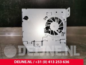 Volvo XC40 Multi-media control unit O88253 photo 3