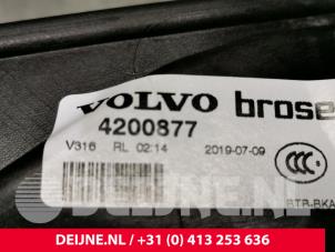Volvo XC40 Ruitmechaniek 4Deurs links-achter O88267 foto 2