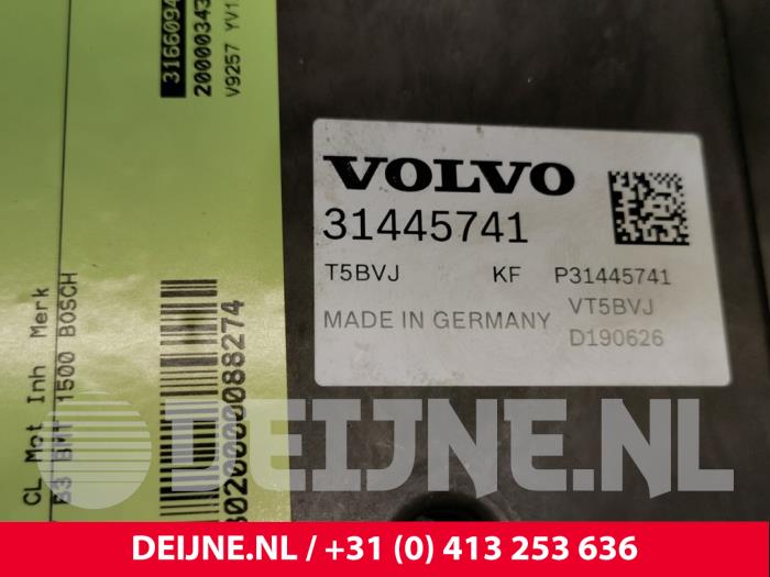 Gebruikte ABS Pomp Volvo XC40 (XZ) 1.5 T3 12V Prijs € 145,20 Inclusief btw aangeboden door van Deijne Onderdelen Uden B.V.