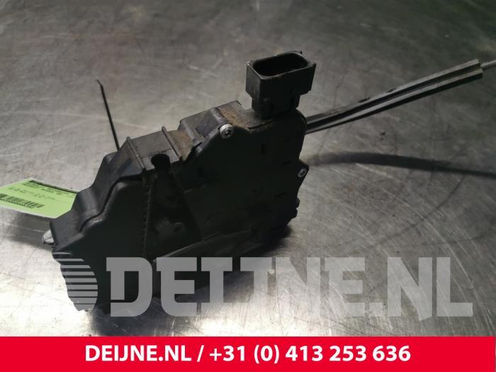 Peugeot Boxer Türschlossmechanik 2-türig rechts O88352