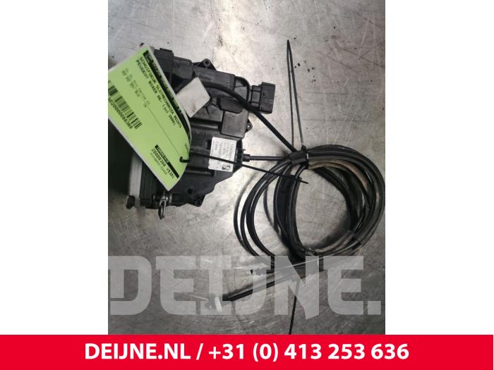 Peugeot Boxer Sliding door lock mechanism, right O88369
