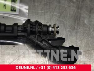 Volvo V40 Injector (benzine injectie) O88377 foto 2