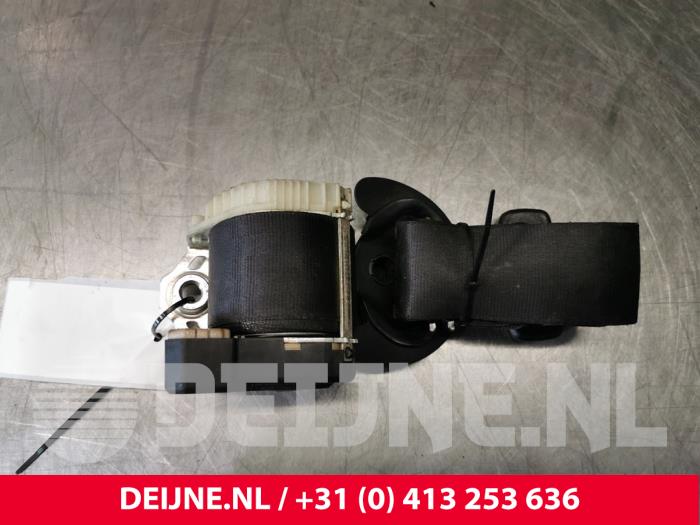 Volkswagen Touran Sicherheitsgurt links hinten O88432