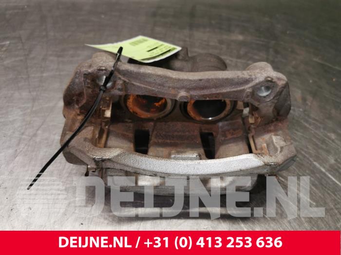 Nissan NV200 Remklauw (Tang) rechts-voor O88528