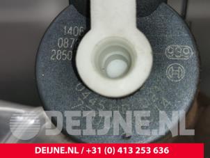 Opel Vivaro Einspritzdüse (Diesel) O88583 foto 4