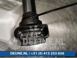 Volkswagen Scirocco Zündspule O88808 foto 3