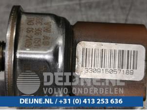 Volkswagen Scirocco Brandstofdruk sensor O88815 foto 3