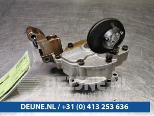 Volkswagen Scirocco Oliepomp O88818 foto 3