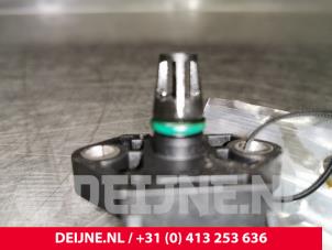 Volkswagen Scirocco Mapping sensor (intake manifold) O88862 photo 3