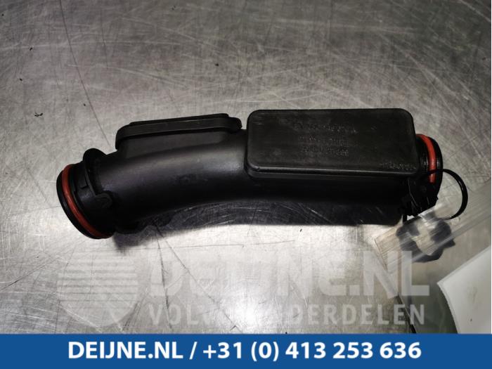 Gebruikte Intercooler Buis Volkswagen Scirocco (137/13AD) 1.4 TSI 160 16V Prijs € 6,00 Margeregeling aangeboden door van Deijne Onderdelen Uden B.V.