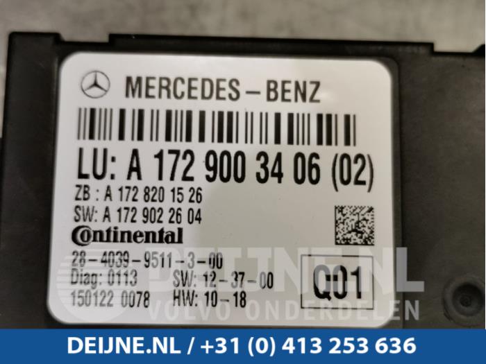 Computer cabriokap van een Mercedes SLK-Klasse 11- 2015