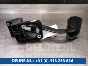 Mercedes SLK-Klasse 11- Brake pedal O88962 photo 2