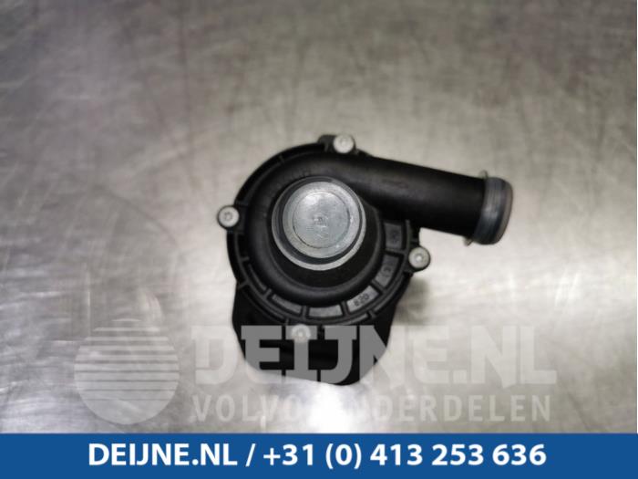 Mercedes SLK-Klasse 11- Zusätzliche Wasserpumpe O88965