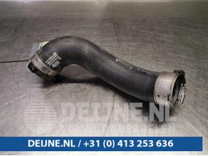 Mercedes SLK-Klasse 11- Intercooler Schlauch O89000 foto 2