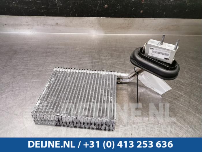 Gebruikte Aircoverdamper Mercedes SLK-Klasse 11- Prijs € 50,00 Margeregeling aangeboden door van Deijne Onderdelen Uden B.V.