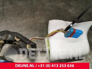 Volvo XC60 Rear door handle 4-door, left O89566 photo 3