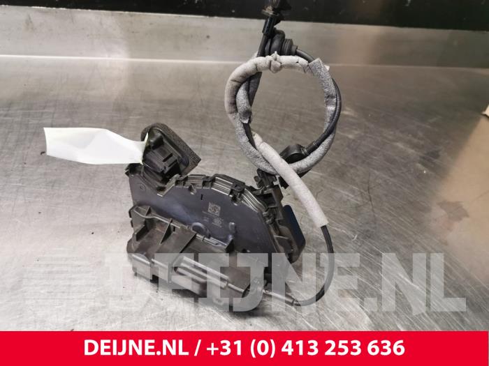 Volkswagen Caddy Deurslot Mechaniek 2Deurs rechts O89724