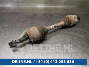 Gebruikte Homokineetas links-voor Opel Combo (Corsa C) 1.3 CDTI 16V Prijs € 48,40 Inclusief btw aangeboden door van Deijne Onderdelen Uden B.V.