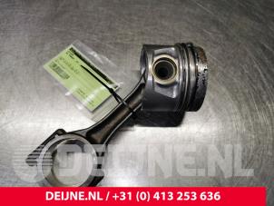 Volkswagen Transporter Piston O90539 photo 3