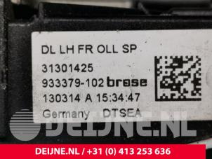 Volvo V40 Türschlossmechanik 4-türig links vorne O90561 foto 2