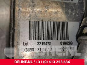 Volvo S60 Oliekoeler O90662 foto 3