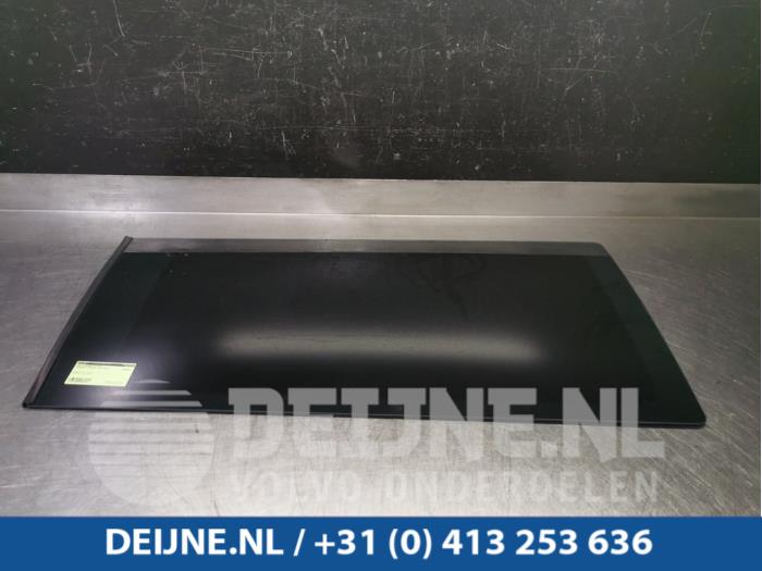 Mercedes Vito Ruit Laaddeur zijkant O90712